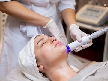 Does Red Light Therapy Help Acne？